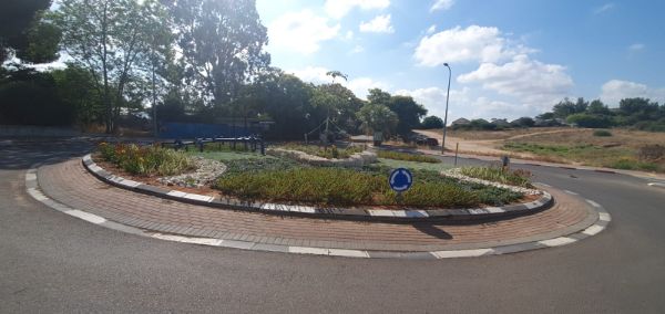 ביצוע כיכר בתיכון גבעת ברנר ביצוע כיכר בתיכון גבעת ברנר